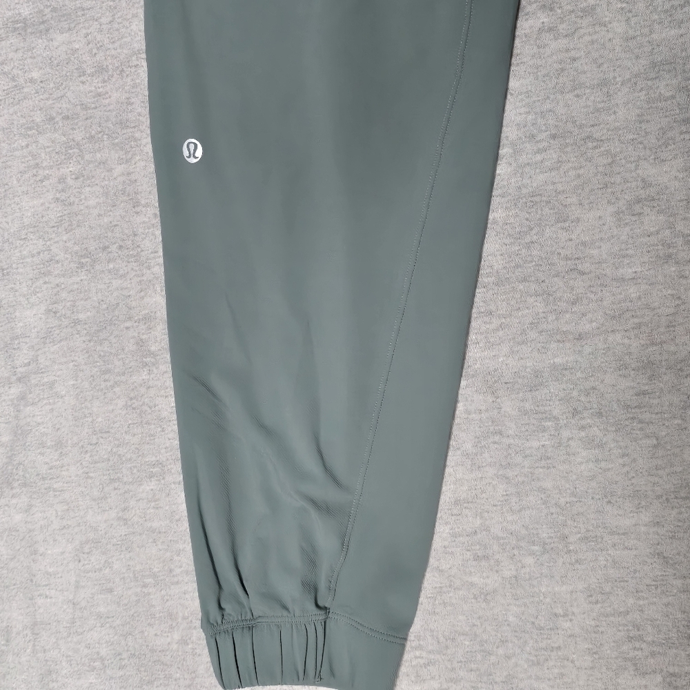 Lululemon License To Train Women's High-Rise Pant Size 4 - Picture 8 of 12